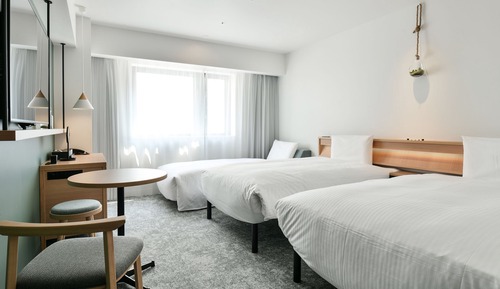 Chambre Supérieure avec lits jumeaux, non-fumeurs (with sofa bed)