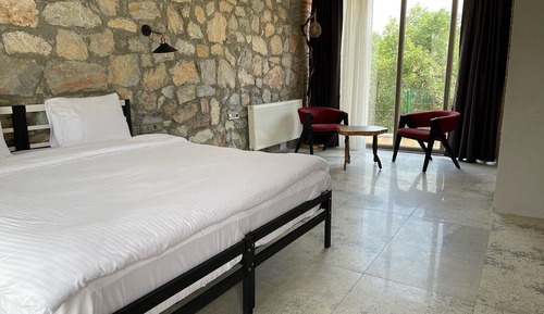 Chambre Standard Double ou avec lits jumeaux
