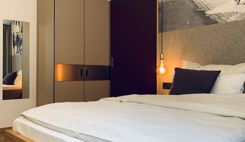 Chambre Double, 1 lit double, accessible aux personnes à mobilité réduite