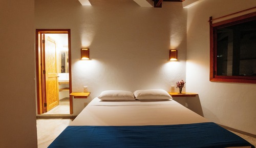 Chambre Double Confort, 1 très grand lit, vue mer