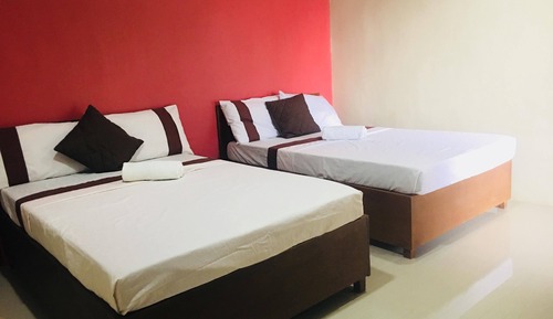 Chambre Double Supérieure, non-fumeurs, vue piscine