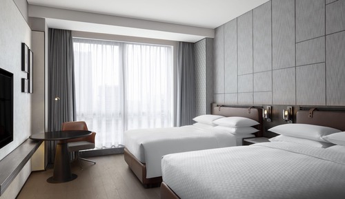 Chambre Supérieure, 2 lits une place, vue ville