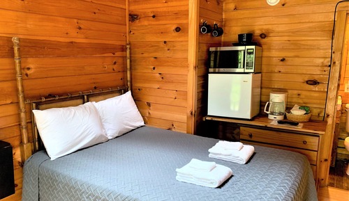 Cabane (RACOONR)