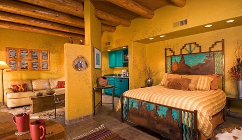 Suite Studio Luxe, 1 grand lit et 1 canapé-lit, bain à remous, côté jardin
