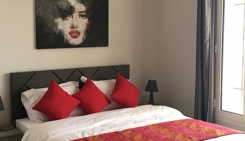 Chambre Panoramique, 1 grand lit, vue montagne