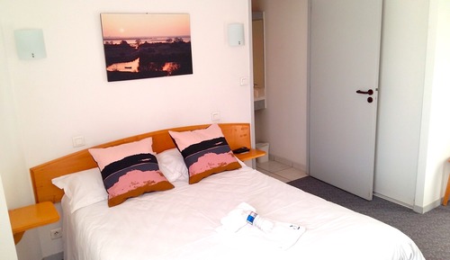 Chambre Double Standard, 1 lit double