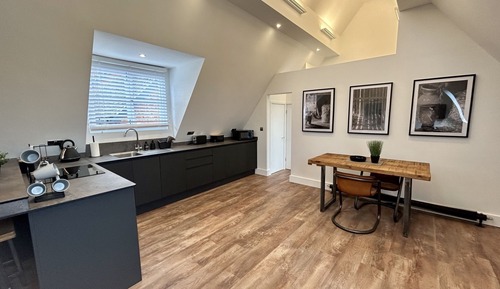 Appartement, salle de bains privée, vue cour intérieure (First floor apartment)