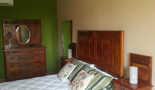 Chambre Double, vue colline