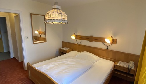 Chambre Simple, salle de bains attenante