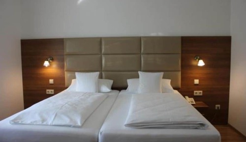 Chambre Triple, 3 lits une place, non-fumeurs