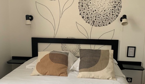 Chambre Double, vue ville