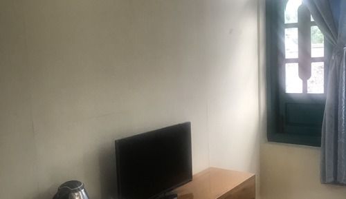 Chambre, 1 très grand lit, non-fumeurs