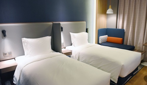Chambre Standard, 2 lits une place