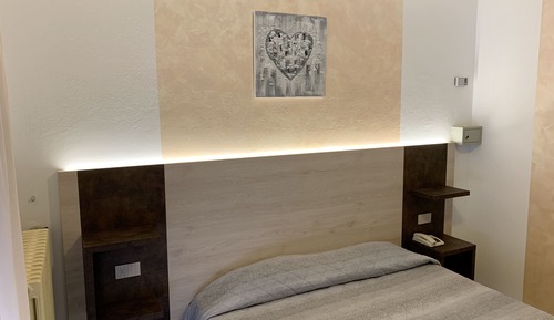 Chambre Confort Double ou avec lits jumeaux