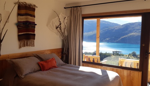Chambre Triple Classique, 2 chambres, salle de bains privée, vue lac