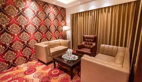 Suite Luxe, 1 très grand lit, vue ville