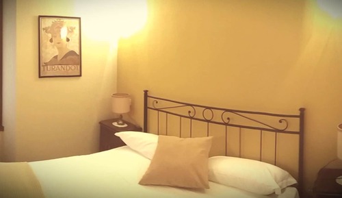 Chambre Quadruple Familiale (Puccini)