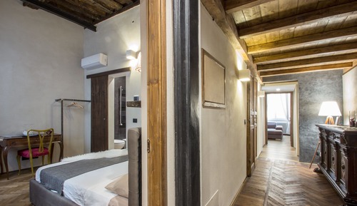 Chambre Double Romantique, 1 très grand lit, non-fumeurs