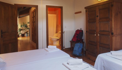 Chambre Triple, 3 lits une place