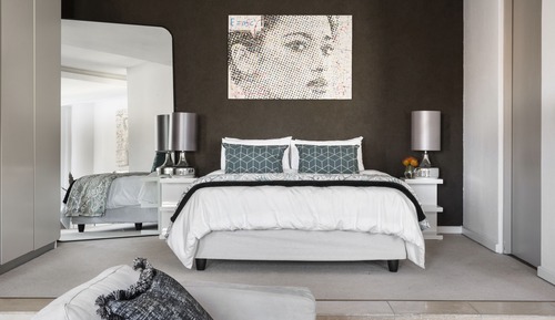 Studio Luxe, 1 grand lit, salle de bains attenante, vue ville