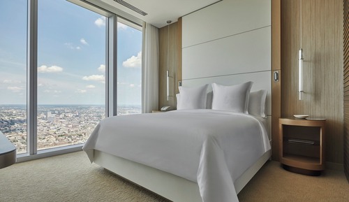 Chambre Majestueuse (Cityscape King)
