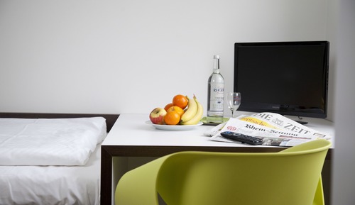 Chambre Simple Standard, 1 grand lit 1 place, non-fumeurs