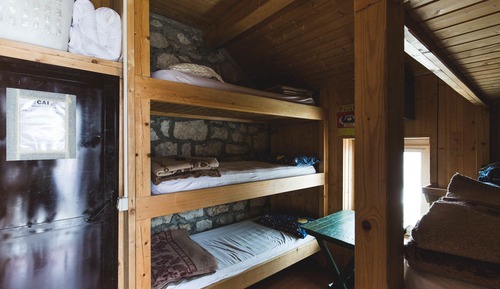 Chambre Triple, salle de bains commune