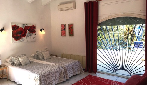 Chambre avec lits jumeaux
