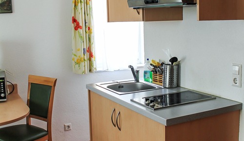 Appartement Classique, salle de bains privée, vue cour intérieure (Wohlfühl-Appartement )