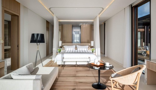 Chambre, 1 très grand lit, vue jardin