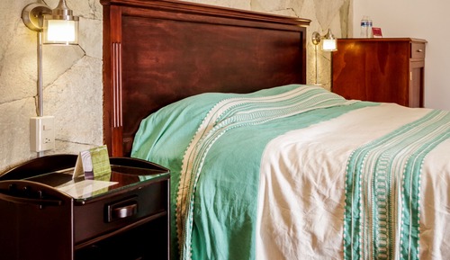 Chambre Standard, 1 très grand lit