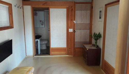 Chambre (Spring)