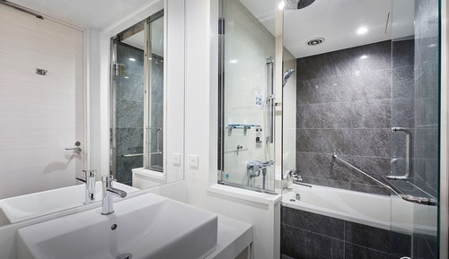 Chambre Double Standard, non-fumeurs (One Simmons Bed 154cm wide)