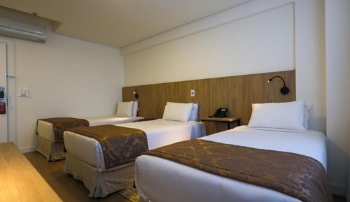 Chambre Triple Supérieure, 3 lits une place