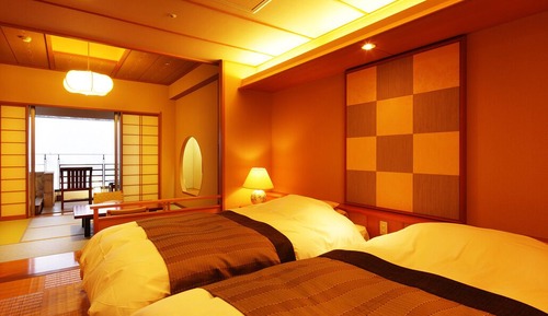Chambre avec lits jumeaux
