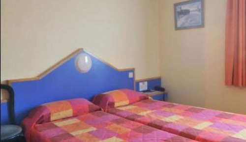 Chambre avec lits jumeaux