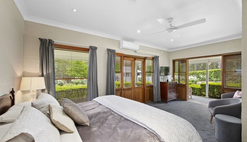 Chambre Double Supérieure, 1 très grand lit, réfrigérateur, vue jardin