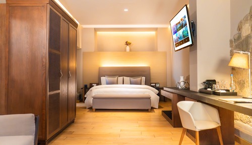 Chambre Deluxe, 1 très grand lit, vue cour intérieure (Suite Deluxe)