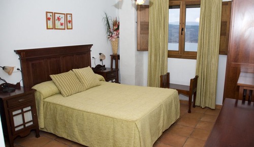 Chambre Double ou avec lits jumeaux, en bord de lac