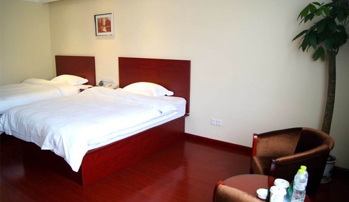Chambre avec lits jumeaux
