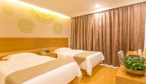 Chambre avec lits jumeaux