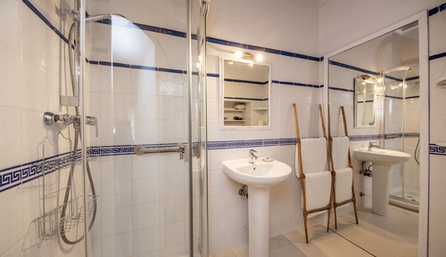 Chambre Double Standard, salle de bains attenante (Turqueta)
