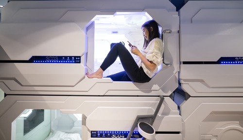 Single Capsule Bed - 8 Female