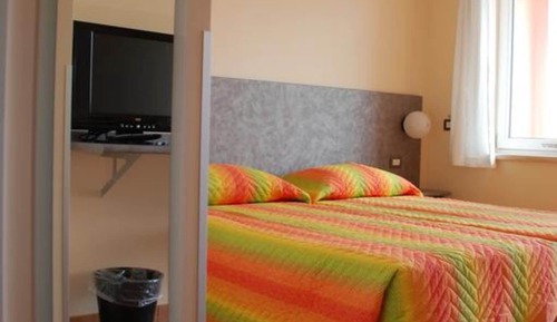 Chambre, 2 lits une place