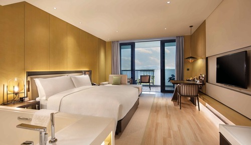 Chambre Deluxe, 1 très grand lit, vue lac