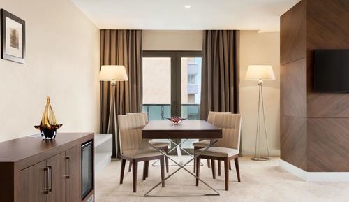Suite, 1 très grand lit, fumeurs