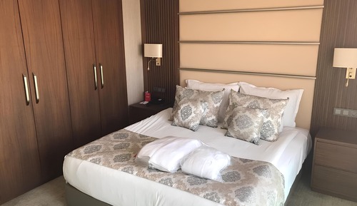 Chambre Affaires, plusieurs lits, fumeurs