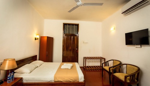 Chambre Confort Double ou avec lits jumeaux