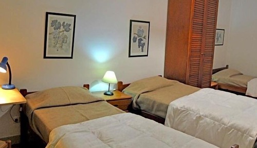 Chambre Triple, salle de bains commune