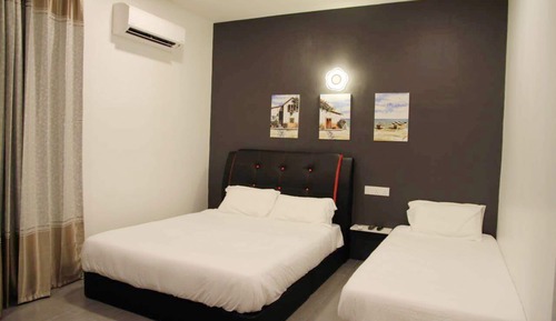 Chambre Triple, balcon